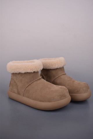 UGG Classic Short