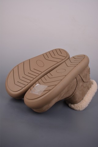 UGG Classic Short view 3