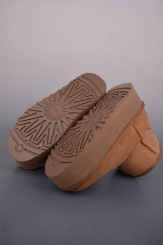 UGG Classic Short view 3