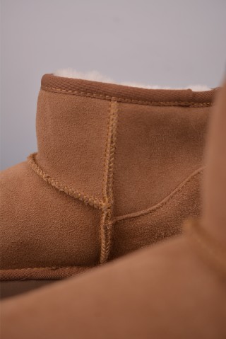 UGG Classic Short view 8