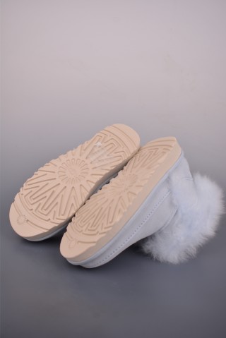 UGG Classic Ultra Mini view 3