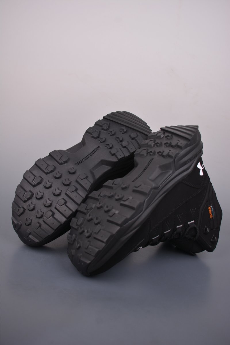 Under Armour UA Raider Waterproof HOVR view