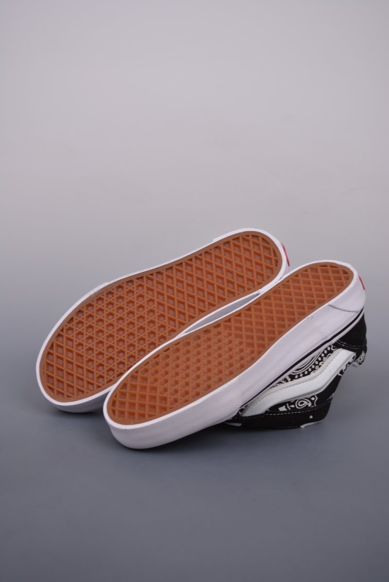 Bedwin x The Heartbreaks x Vans Vault Knu Skool view