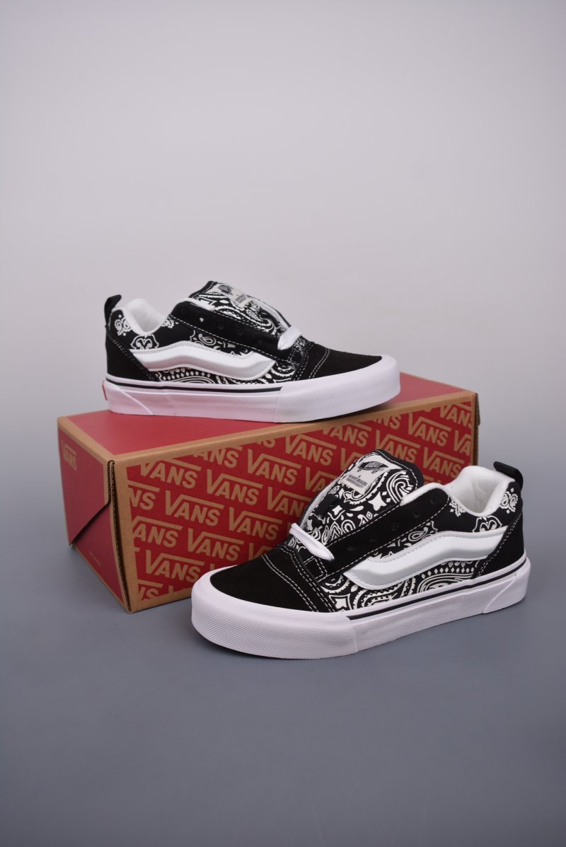 Bedwin x The Heartbreaks x Vans Vault Knu Skool view