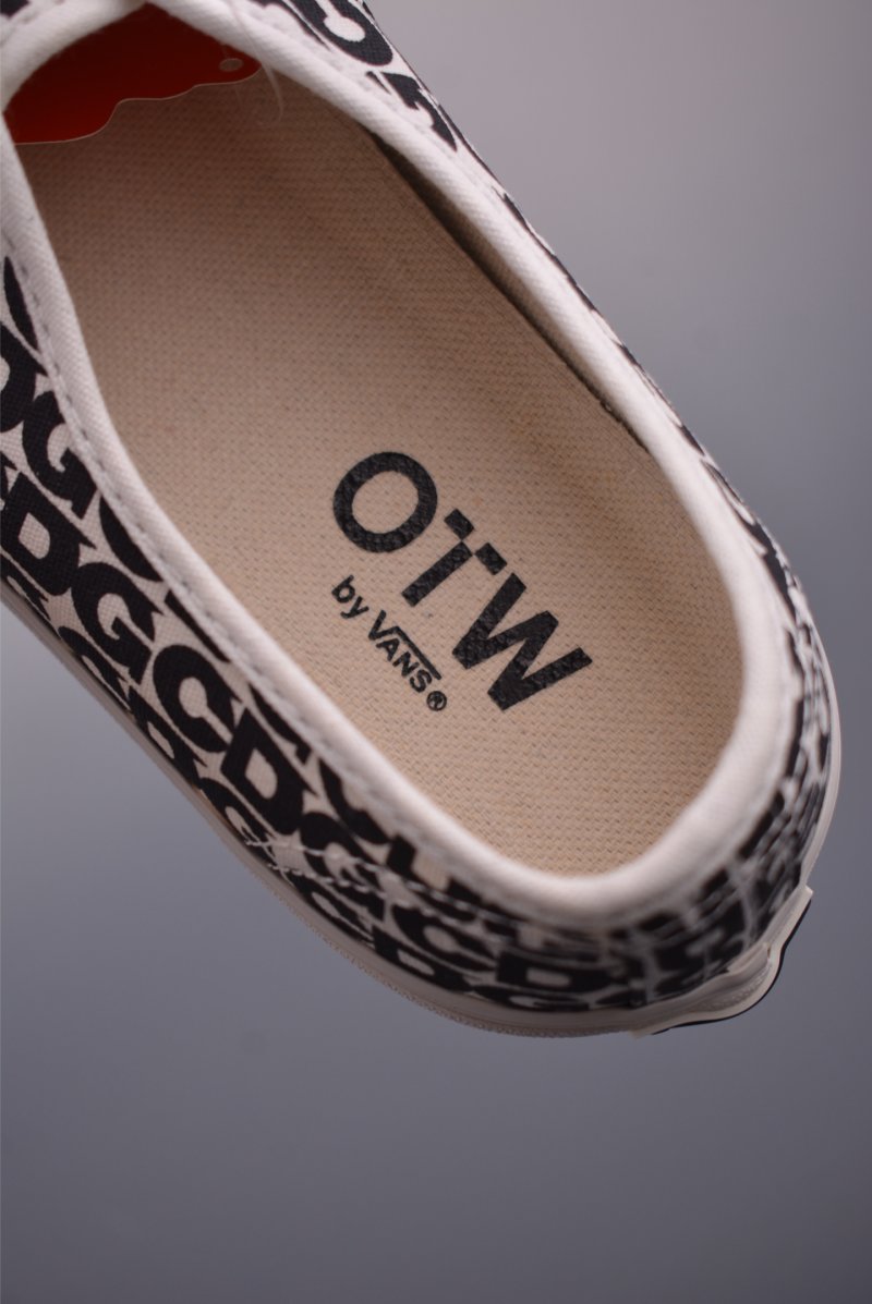 CDG x Vans Authentic OTW 'Black / White Logo' view