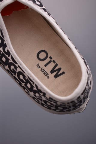 CDG x Vans Authentic OTW 'Black / White Logo' view 9