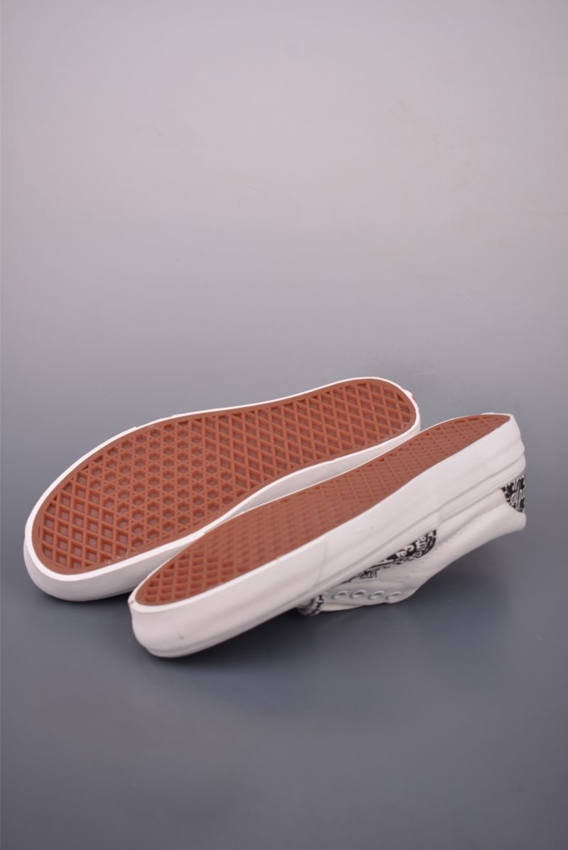 CDG x Vans Era 95 OTW 'Black / White Logo' view