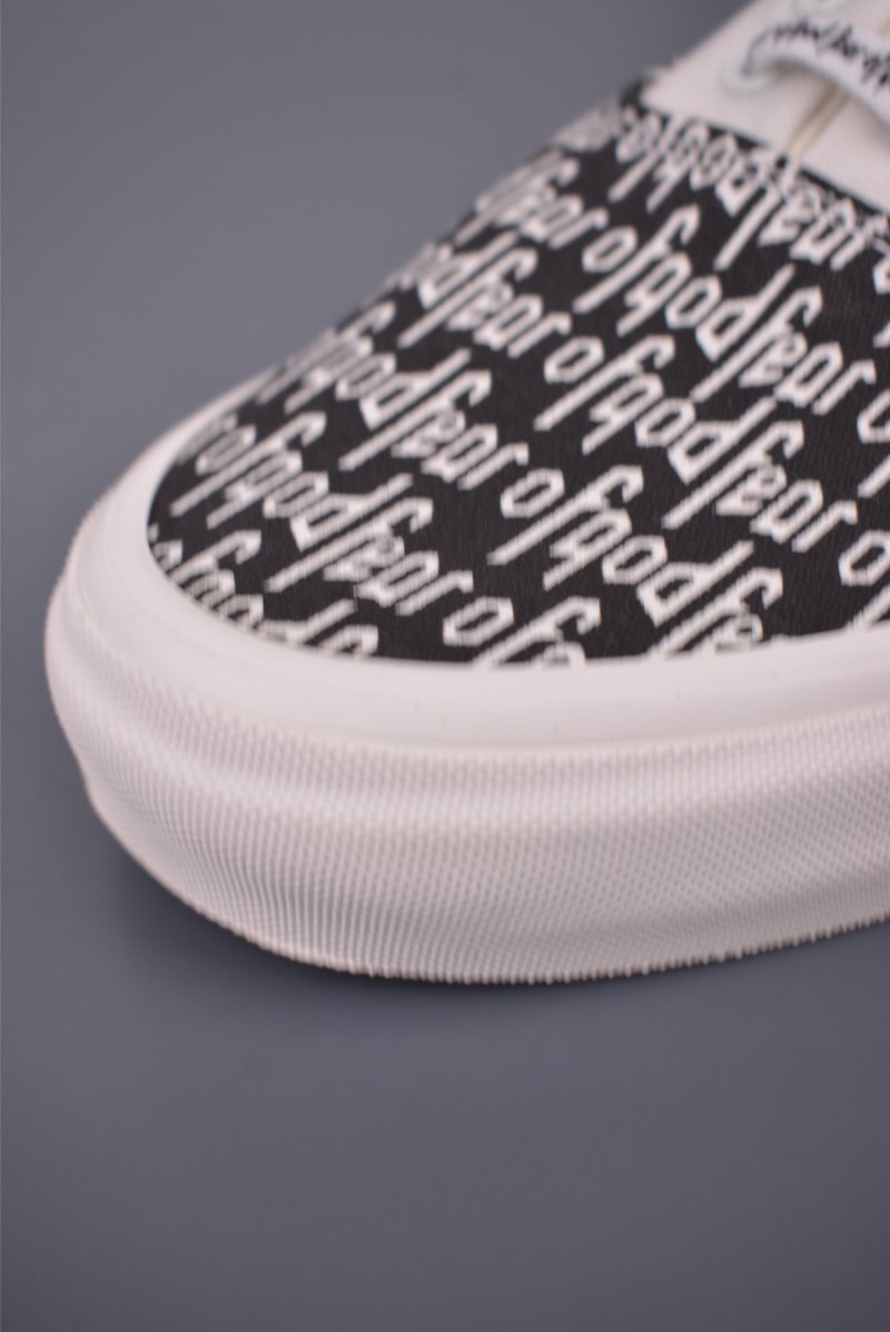 CDG x Vans Era 95 OTW 'Black / White Logo' view