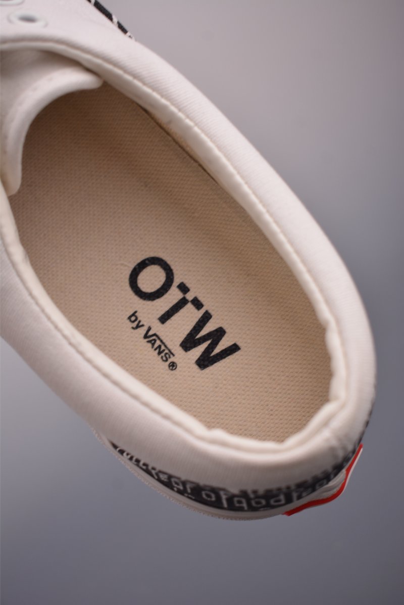 CDG x Vans Era 95 OTW 'Black / White Logo' view