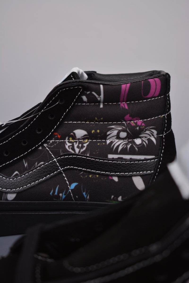 Disney x Vans Sk8-Hi 'Graphic' view