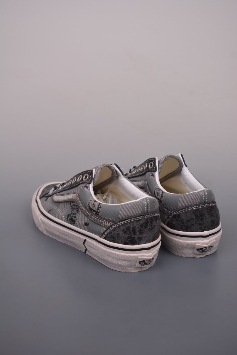 Hirono X Vans UA Style 36 'Black / Grey' view