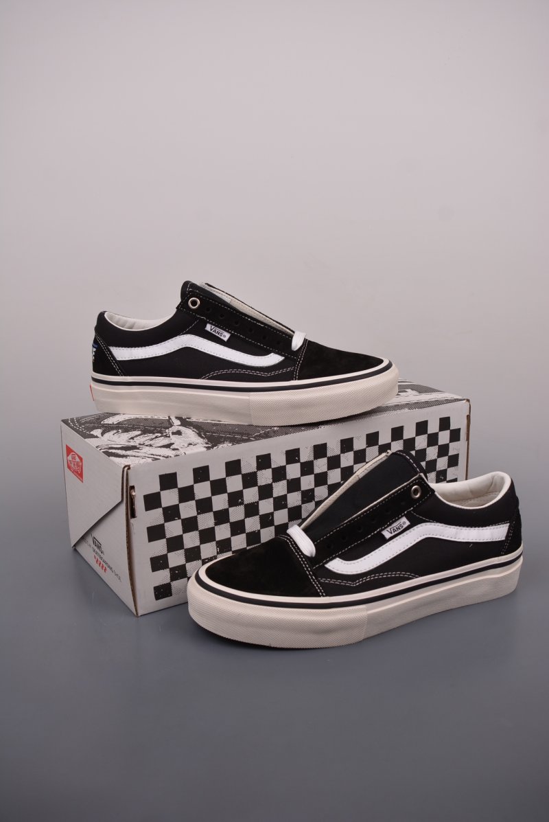Palace X Vans Old Skool view