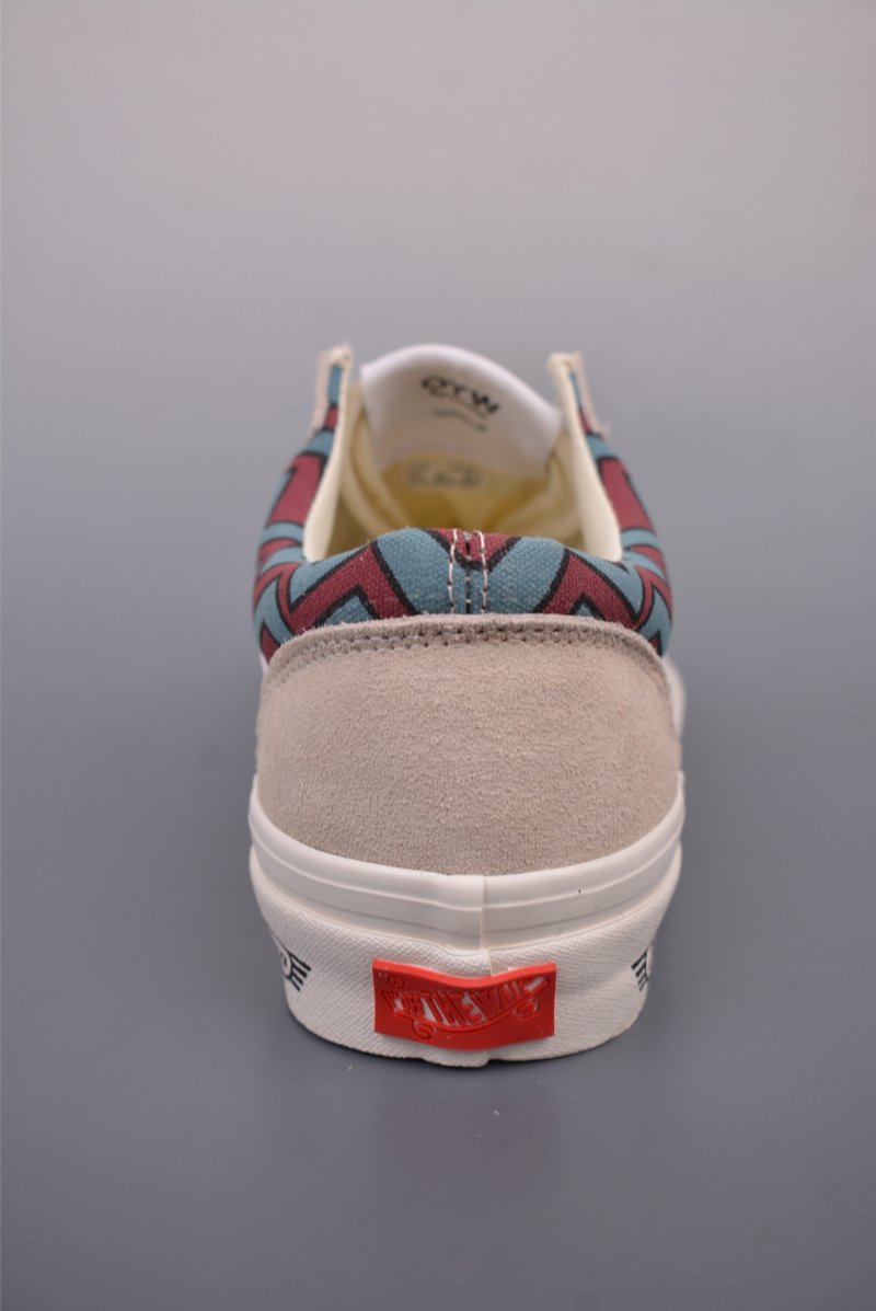 Parra X OTW By Vans view