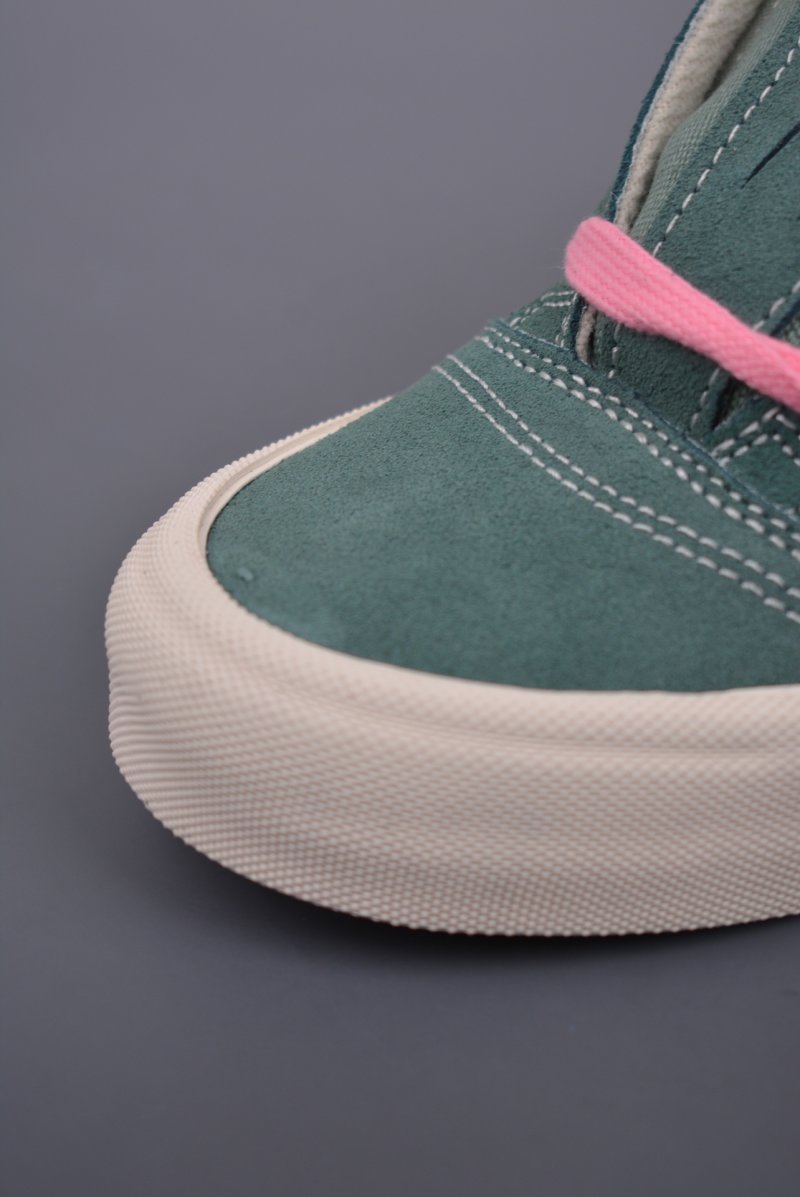 Peaches X Vans Knu Skool 'Pink / Green' view
