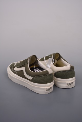 Pilgrim Surf Supply X Vans Vault OG Style 36 LX 'White / Green' view 2