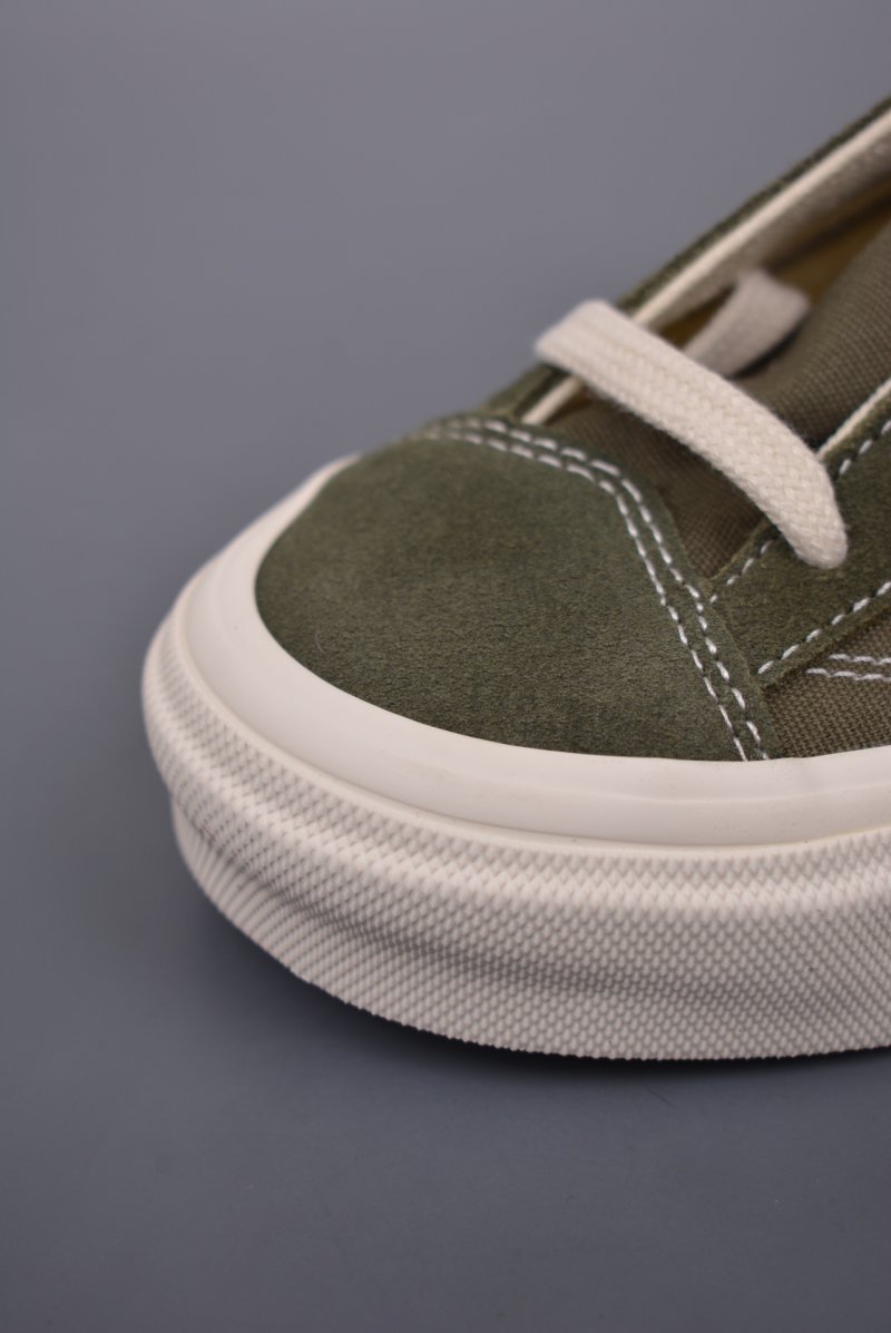 Pilgrim Surf Supply X Vans Vault OG Style 36 LX 'White / Green' view