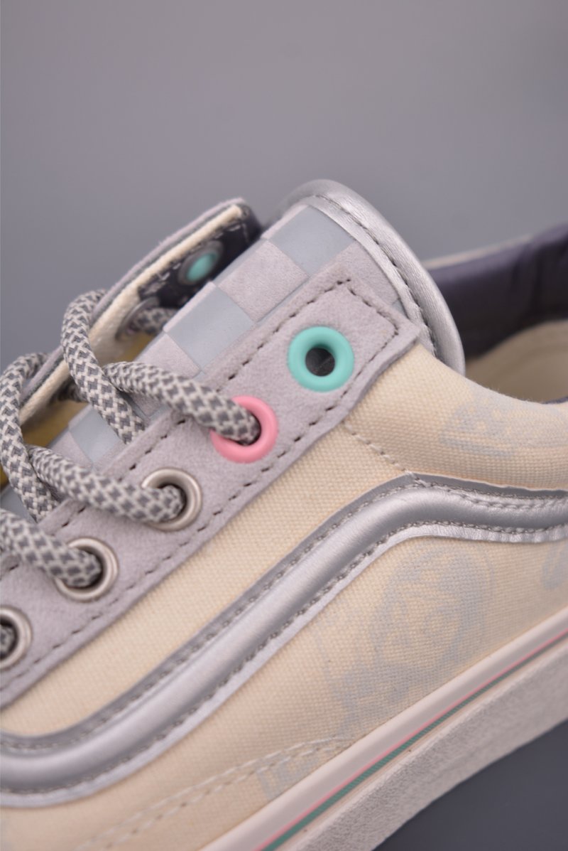 POP MART X Vans Space Molly view