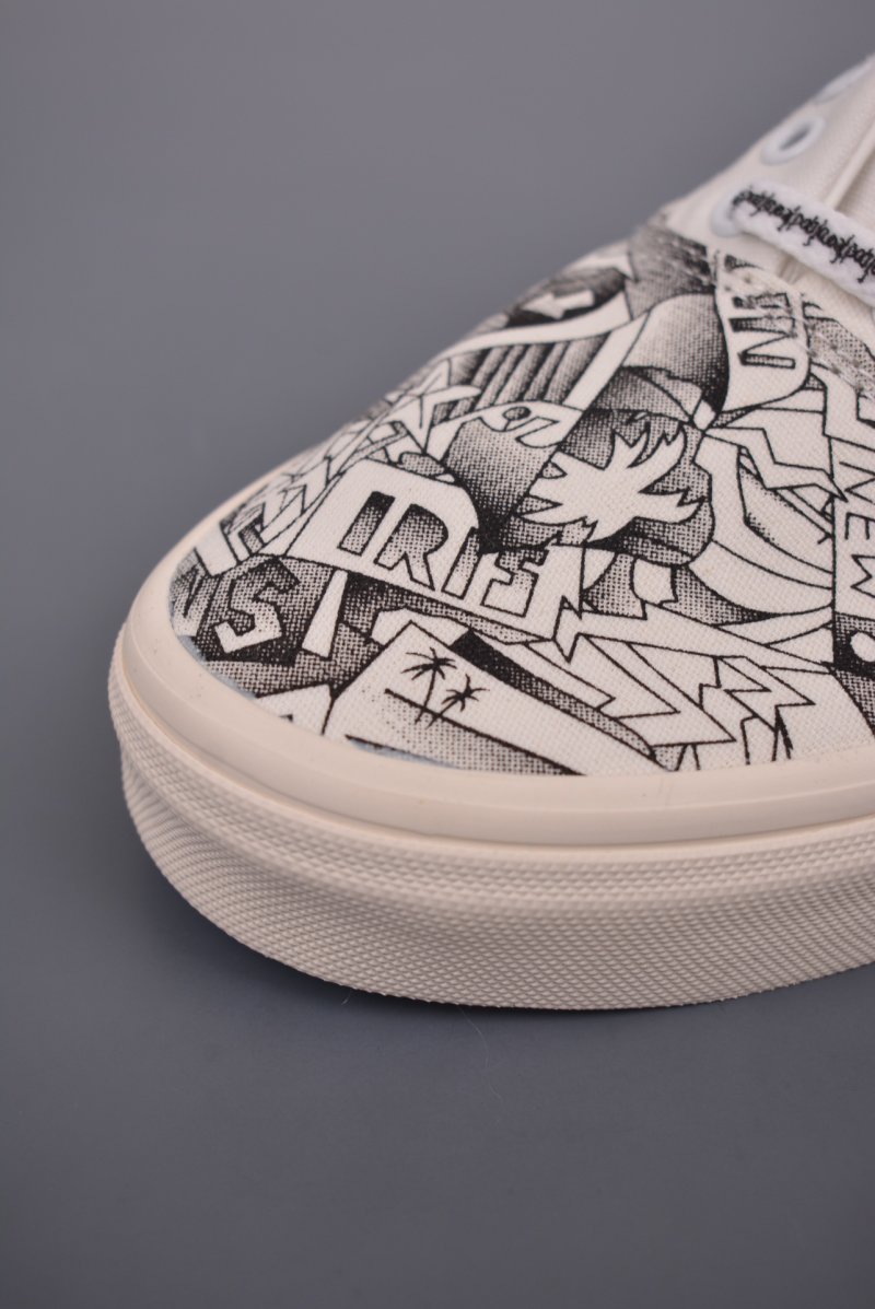 Sneakersnstuff LA X Vans Classic Slip-On LX 'White / Black / Blue' view