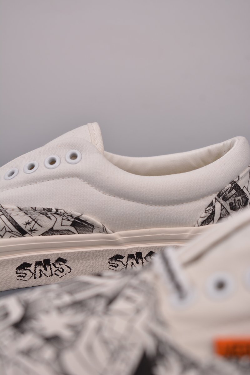 Sneakersnstuff LA X Vans Classic Slip-On LX 'White / Black / Blue' view
