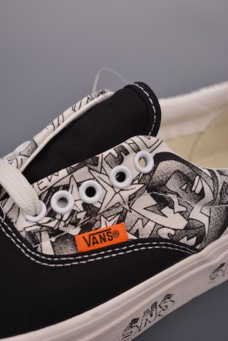Sneakersnstuff LA X Vans Era LX 'White / Black / Blue' view 7