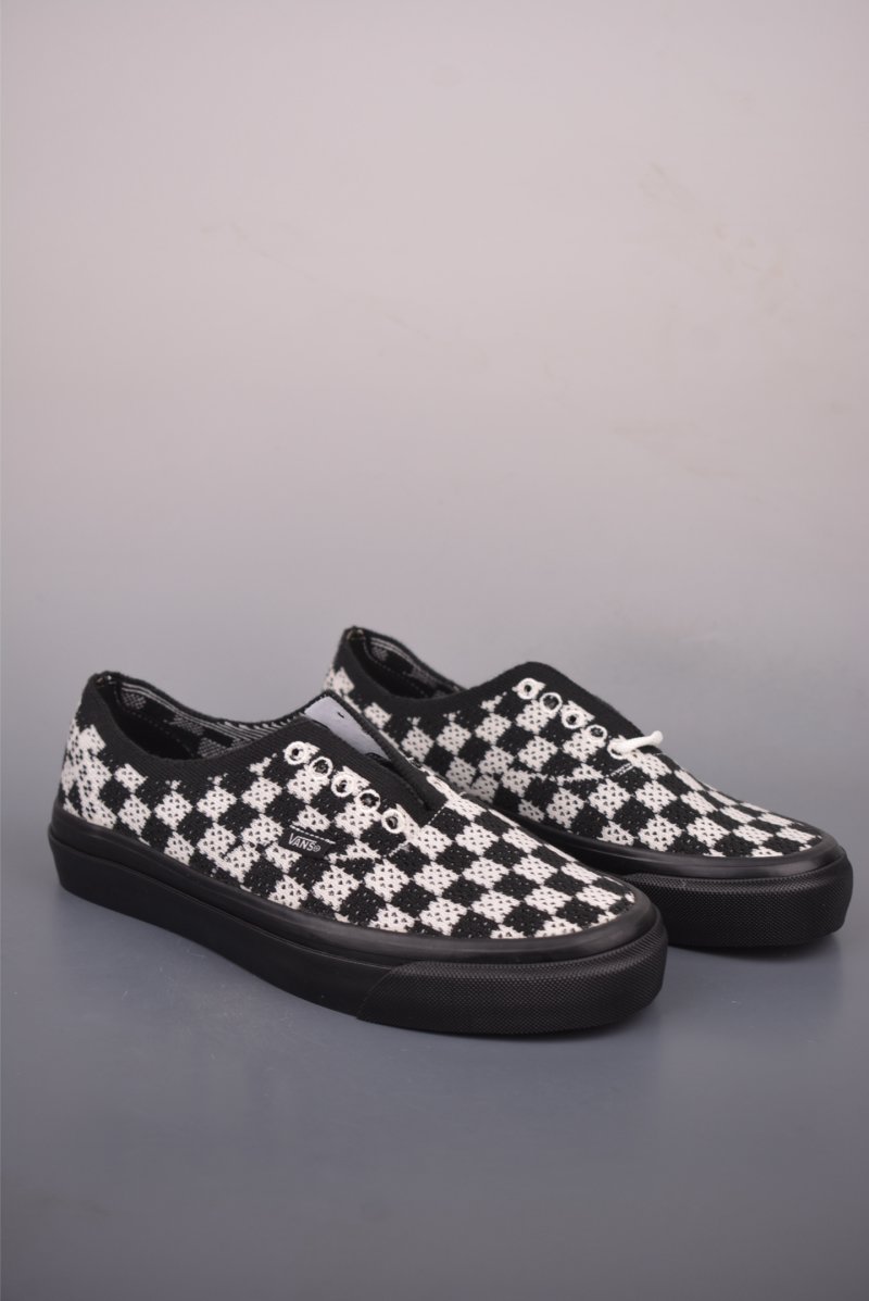 Vans Authentic 44 EK Knit 'Black / White / Red / Green'