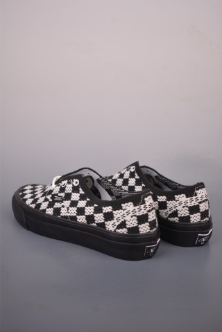 Vans Authentic 44 EK Knit 'Black / White / Red / Green' view 2