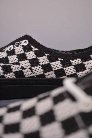 Vans Authentic 44 EK Knit 'Black / White / Red / Green' view 8