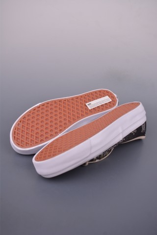 Vans Authentic 44 'Cashew Flower' view 3