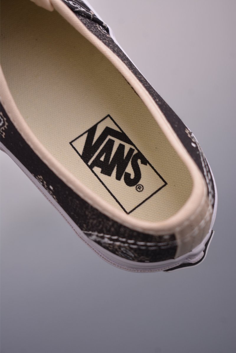 Vans Authentic 44 'Cashew Flower' view