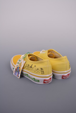Vans Authentic X Sesame Street 'Yellow' view 2