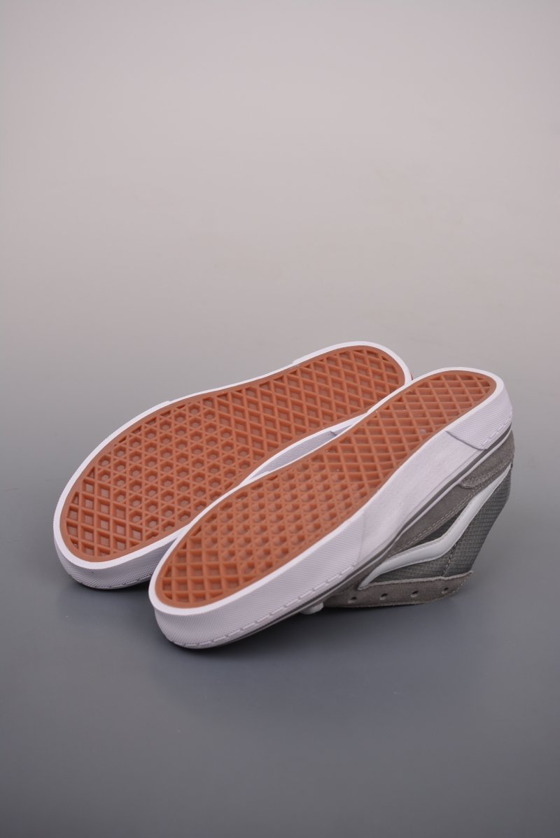 Vans Classics Knu Skool view