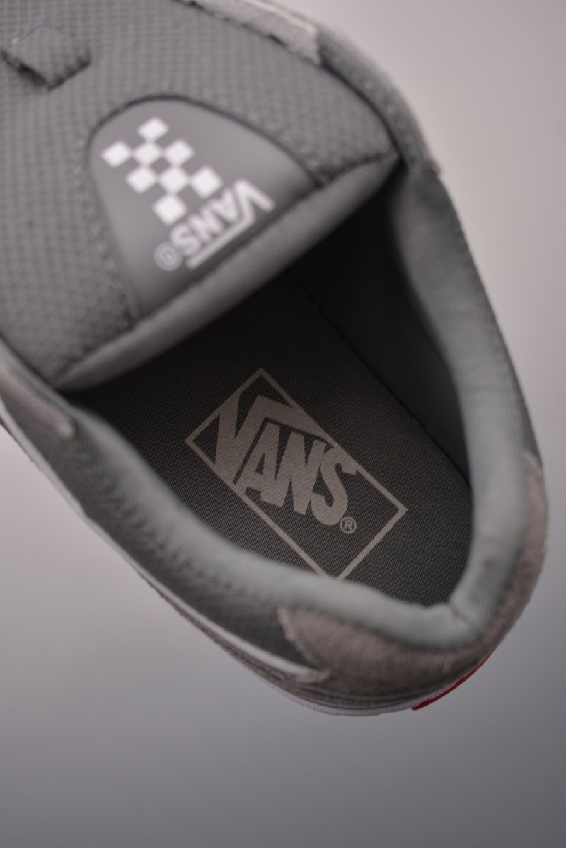 Vans Classics Knu Skool view