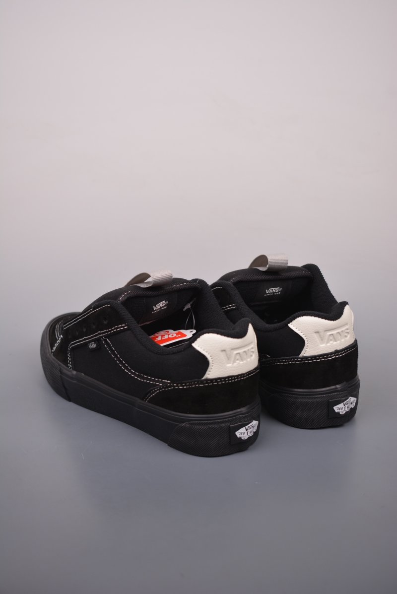 Vans Chukka Push 'Black' view