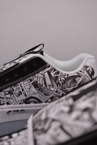 Vans Chukka Push SNS 'Cream / Black / Blue' view 17