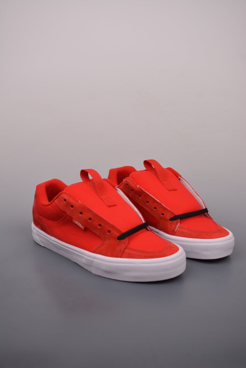 Vans Chukka Push view