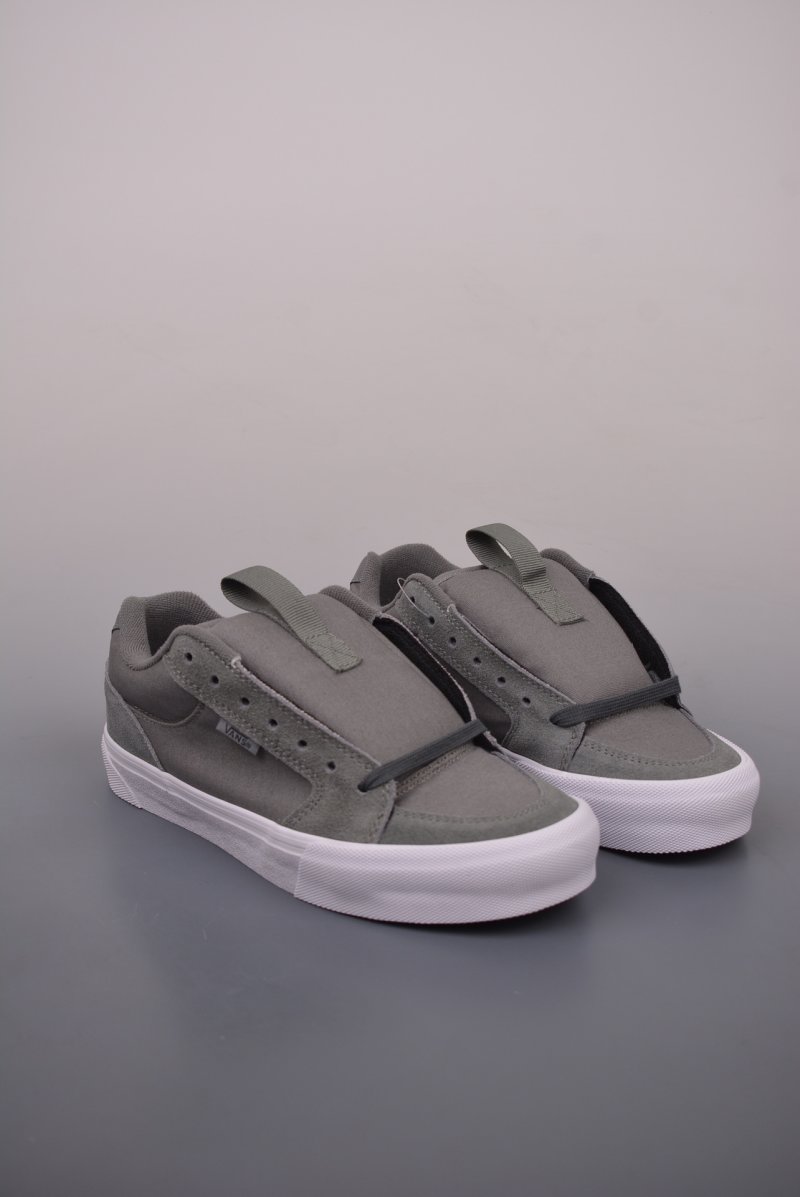 Vans Chukka Push view