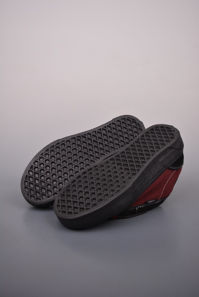 Vans Chukka Push 'Black / Burgundy' view