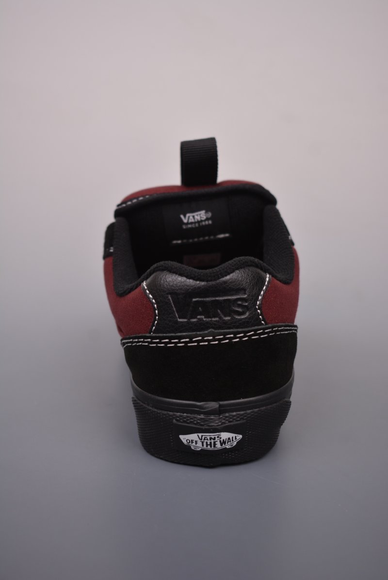 Vans Chukka Push 'Black / Burgundy' view
