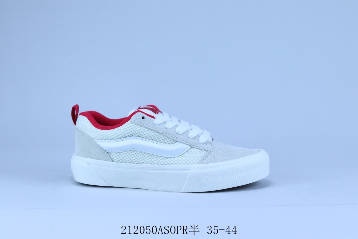 Vans Classics Knu Skool 'Black / White'