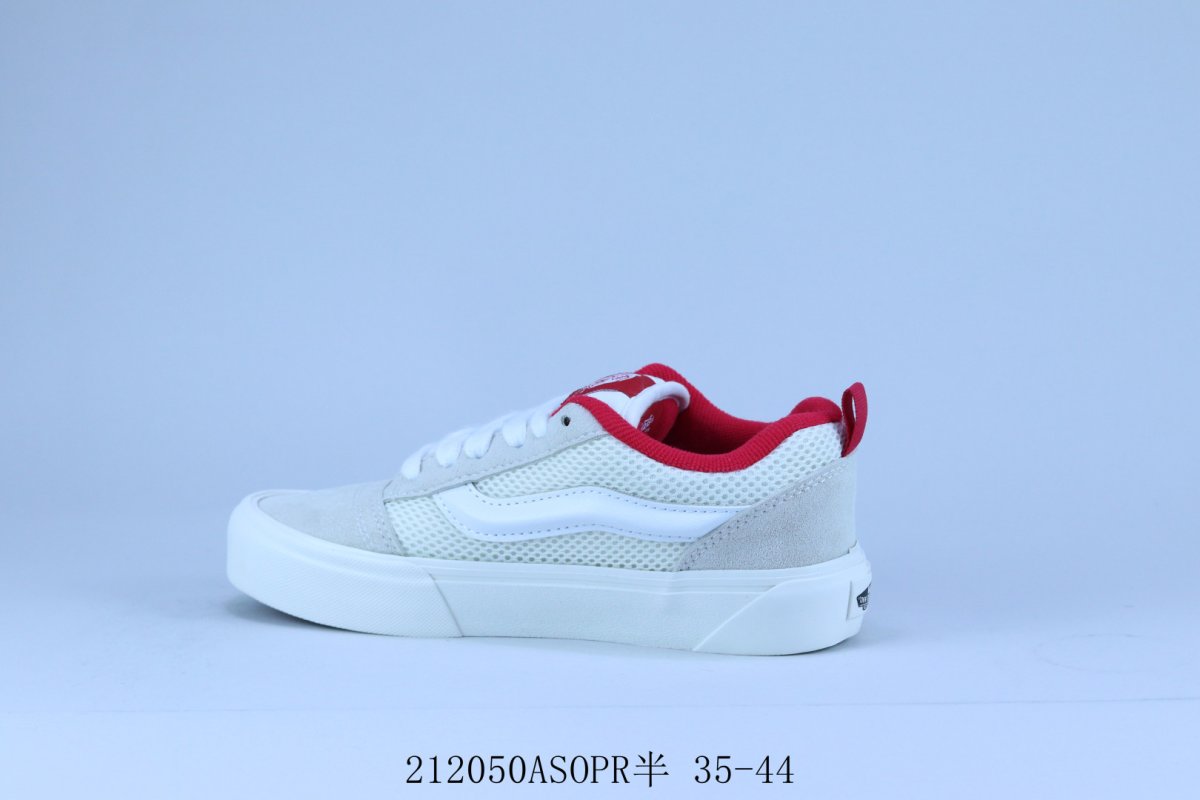 Vans Classics Knu Skool 'Black / White' view