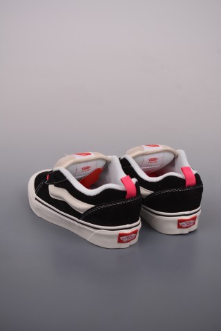 Vans Classics Knu Skool 'Black / Pink' view 2