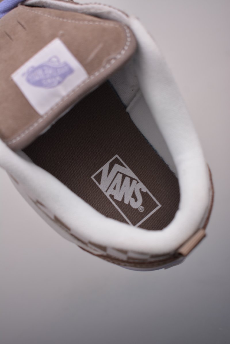 Vans Classics Knu Skool 'Cream / Brown / Purple' view
