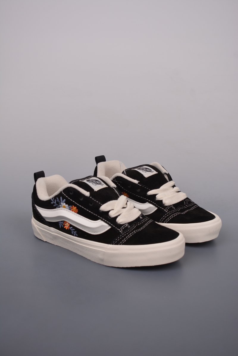 Vans Classics Knu Skool view