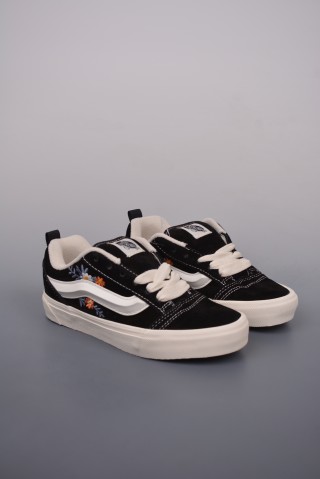 Vans Classics Knu Skool view 10