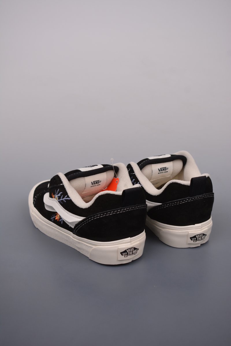 Vans Classics Knu Skool view