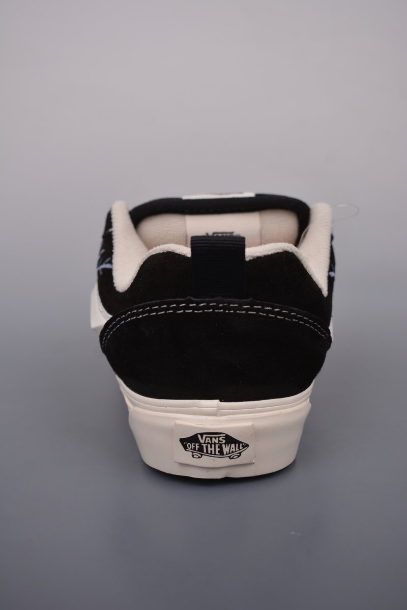 Vans Classics Knu Skool view
