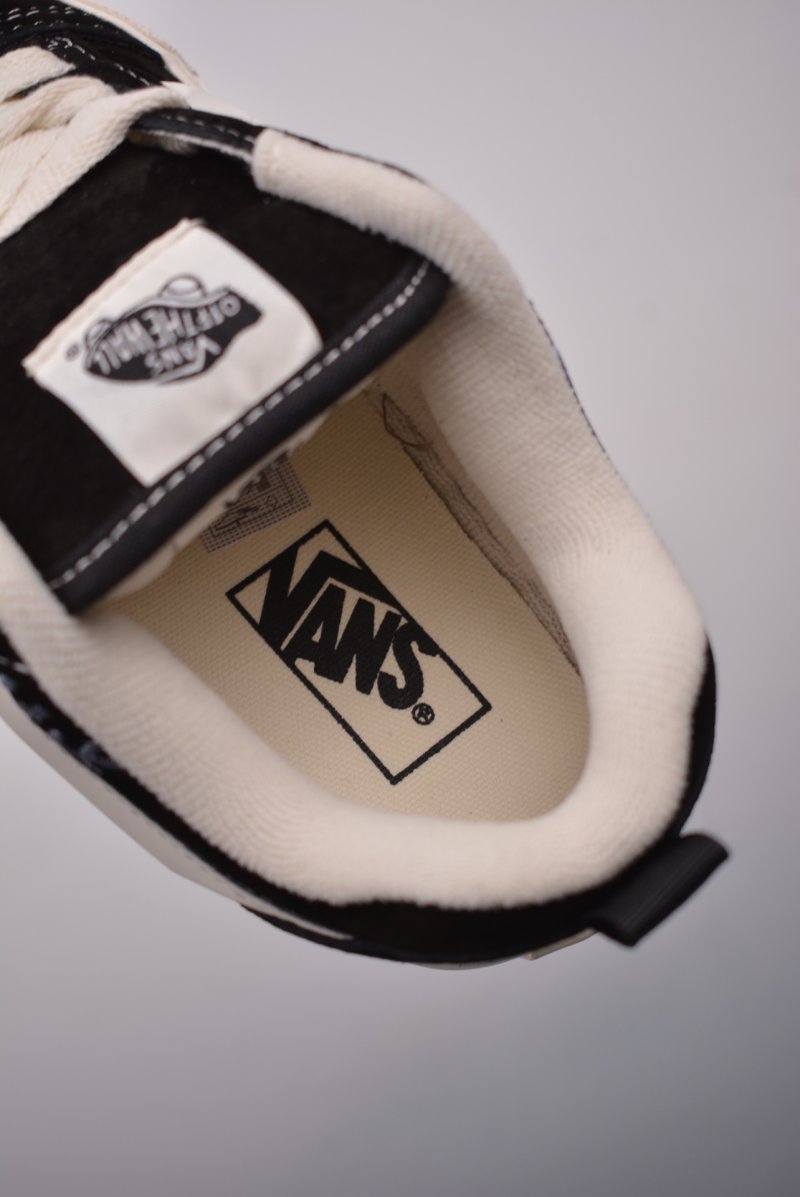 Vans Classics Knu Skool view