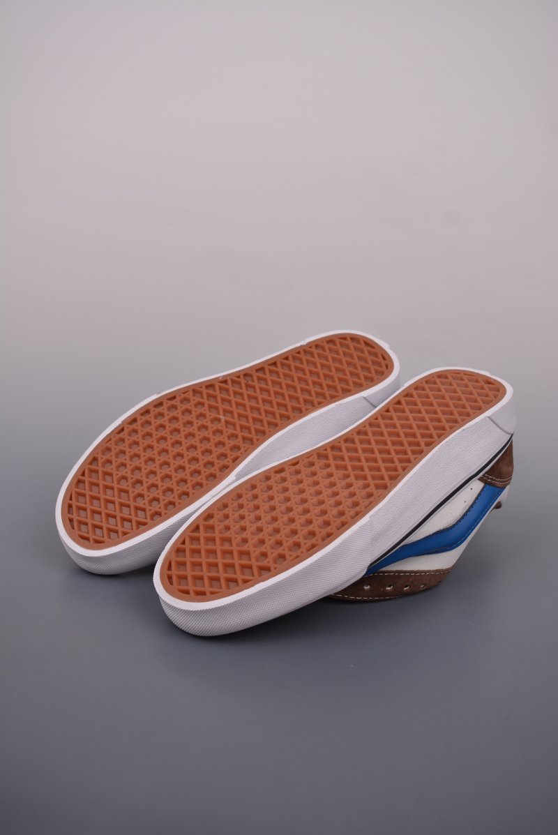 Vans Classics Knu Skool 'White / Brown / Blue' view