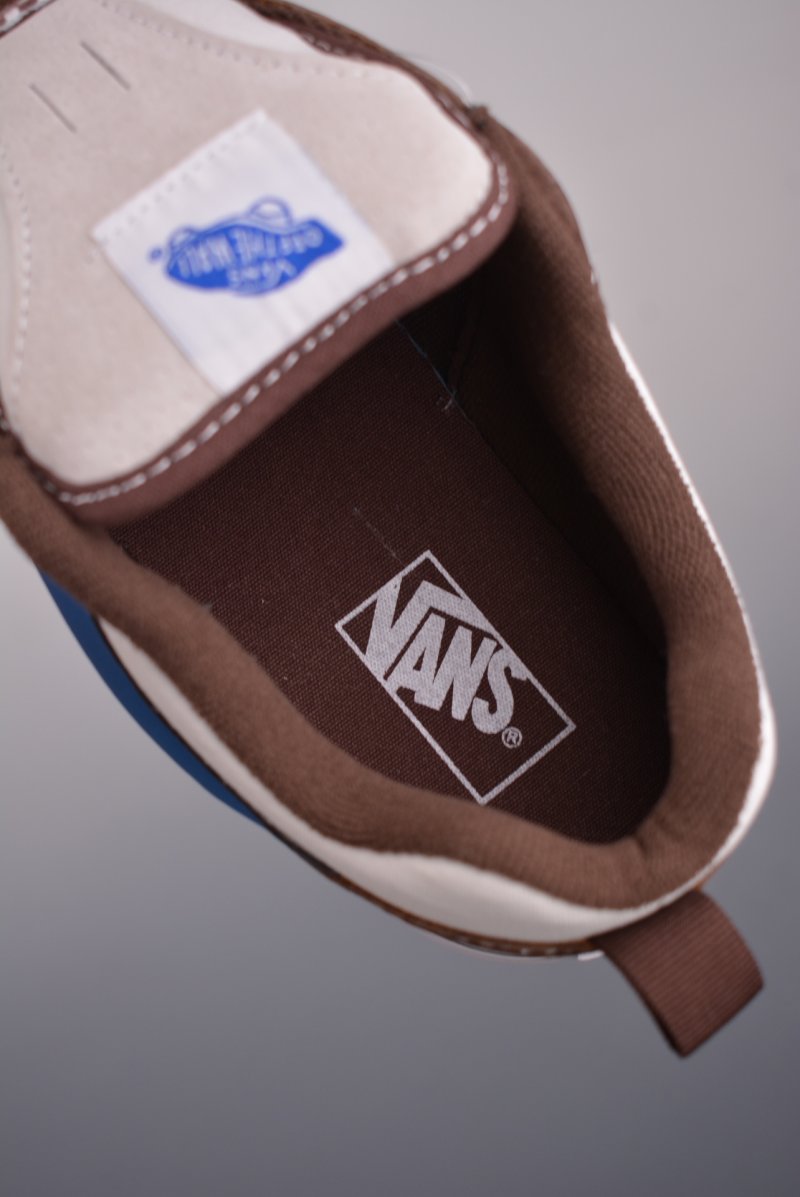 Vans Classics Knu Skool 'White / Brown / Blue' view