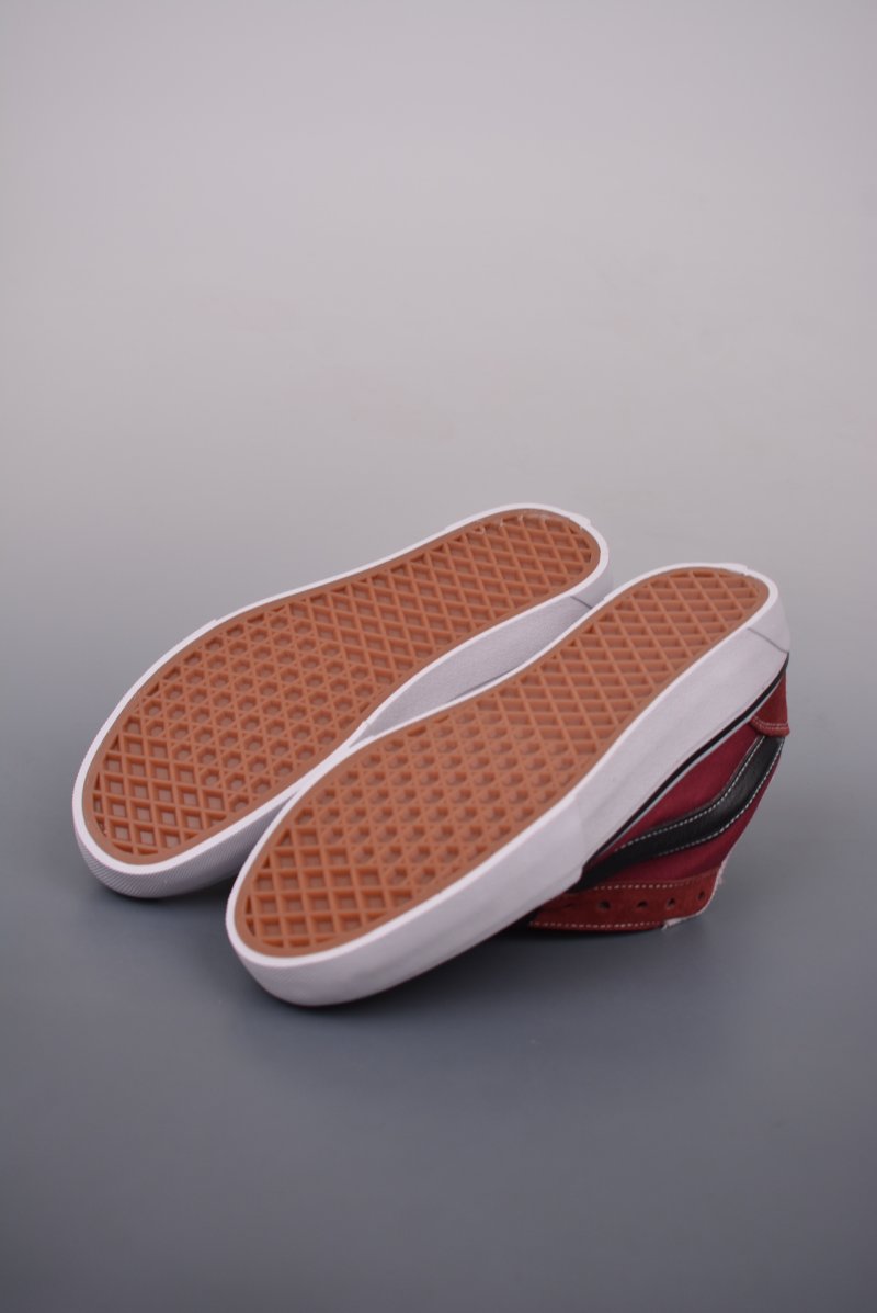 Vans Classics Knu Skool 'Burgundy' view